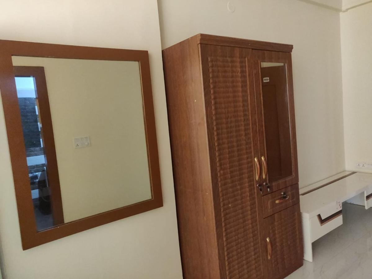 Hotel Airport Residency Bangalore Devanahalli Buitenkant foto