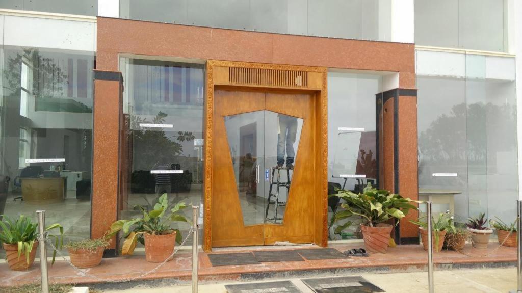 Hotel Airport Residency Bangalore Devanahalli Buitenkant foto