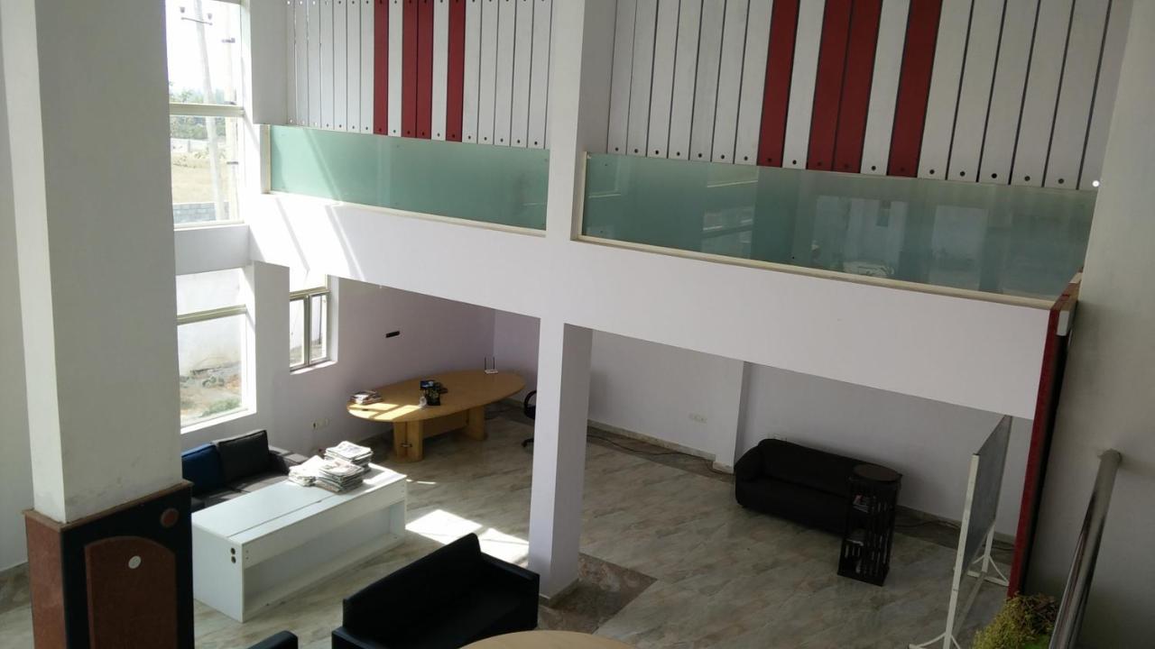 Hotel Airport Residency Bangalore Devanahalli Buitenkant foto