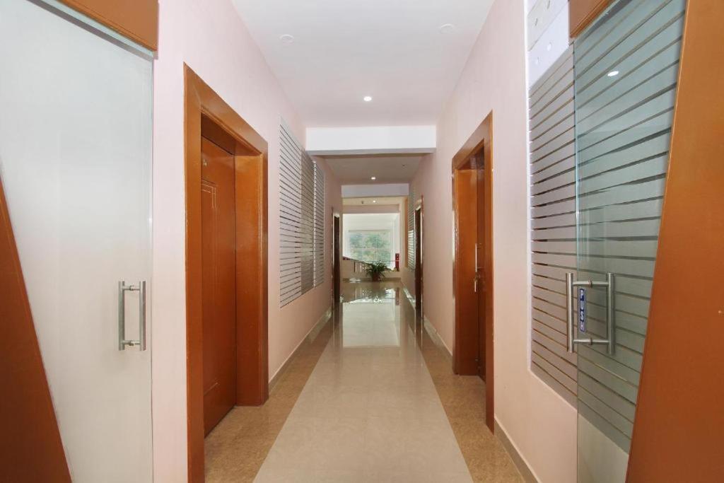 Hotel Airport Residency Bangalore Devanahalli Buitenkant foto